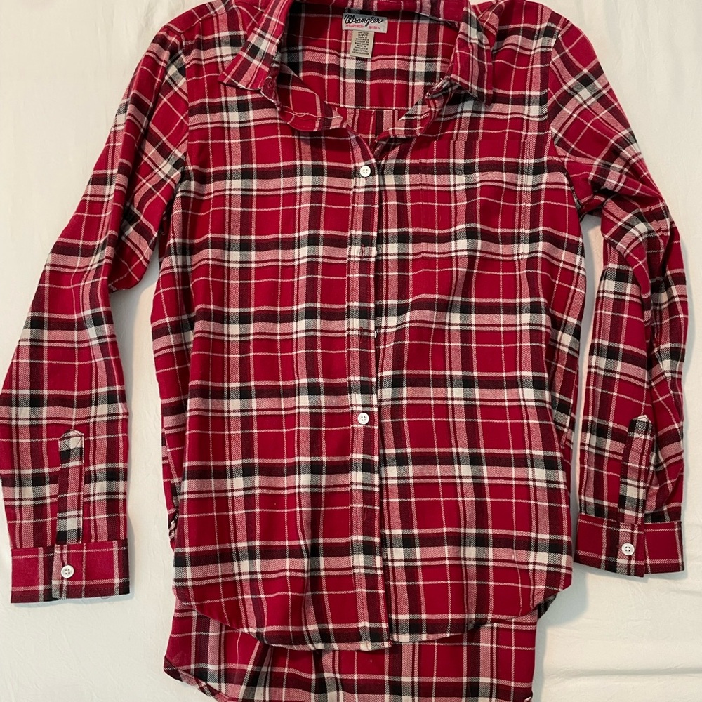 Wrangler Red Plaid Button Down Shirt